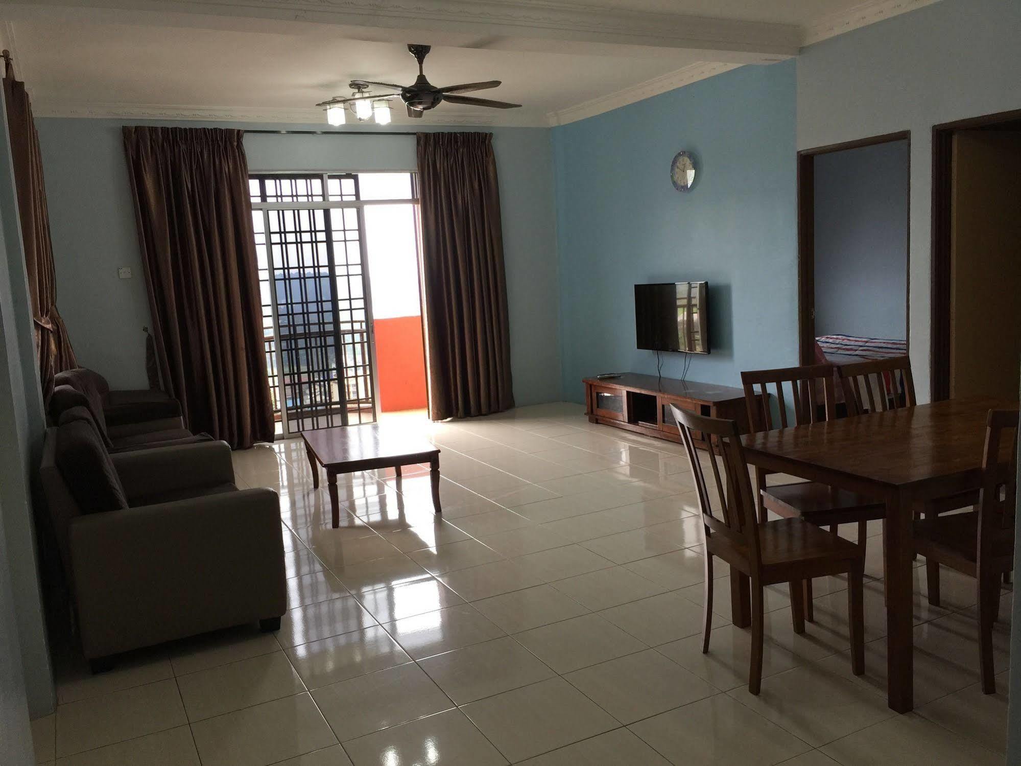 คาเมรอน ปาซาร์ มาลัม อพาร์ตเมนต์ แอท คราวน์ อิมพีเนียล คอร์ต Apartment คาเมรอนไฮแลนด์ ภายนอก รูปภาพ